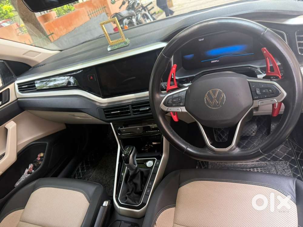 Volkswagen Virtus E20 (2024 ) 25200 Km Driven
