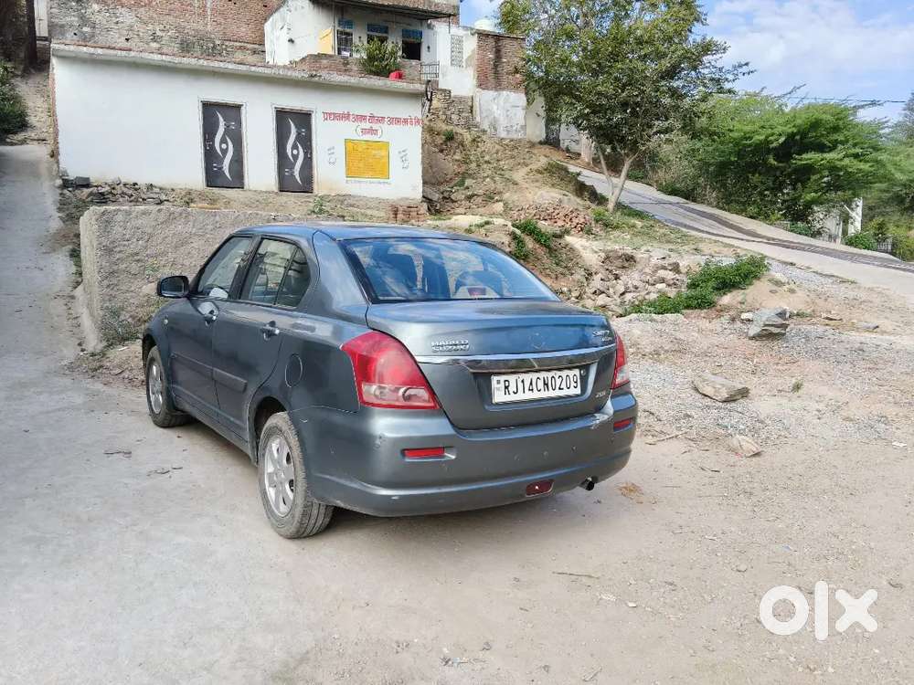 Maruti Suzuki Swift Dzire 2011
