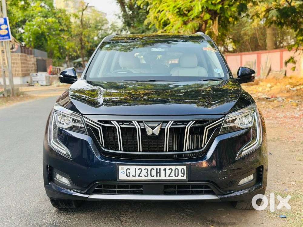 Mahindra Xuv700 2.0 Ax 7 Petrol At Luxury Pack Str, 2024, Petrol