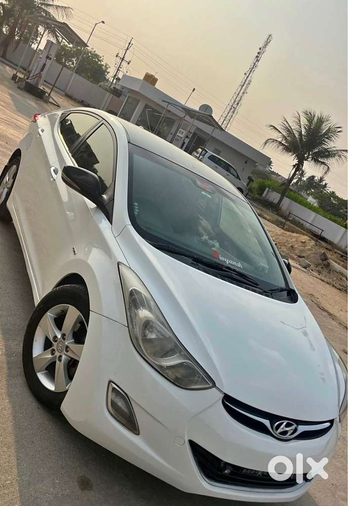 Hyundai Elantra Diesel 160000 Km Driven