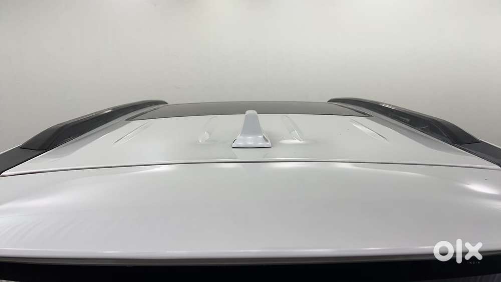 Mahindra Xuv700 2.2 Ax 5 Diesel At 7 Str, 2023, Diesel