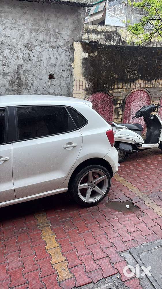 Volkswagen Polo With 16 Inch Alloys And Tyres