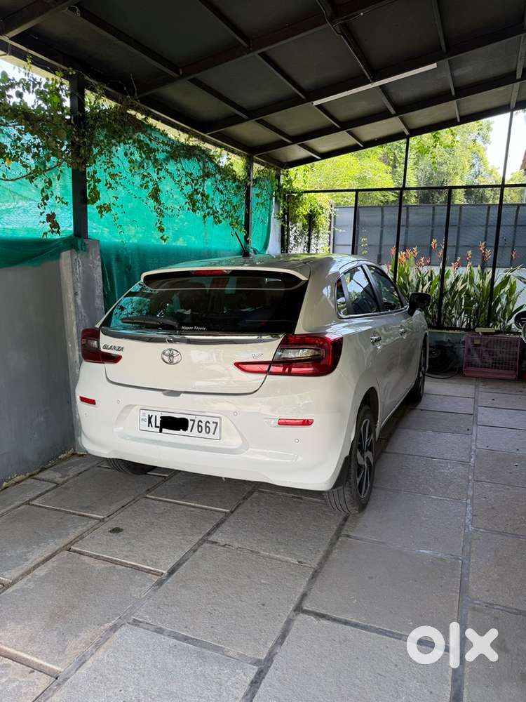 Toyota Glanza V Amt 2024