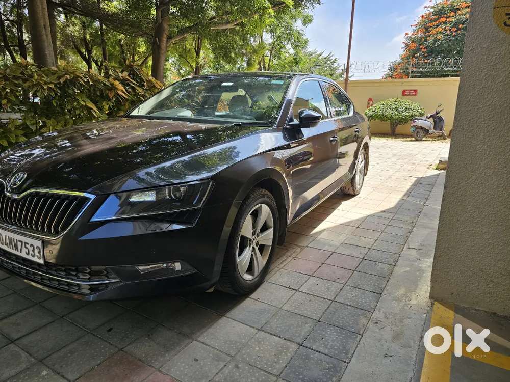 Skoda Superb Style 2019 Petrol Automatic
