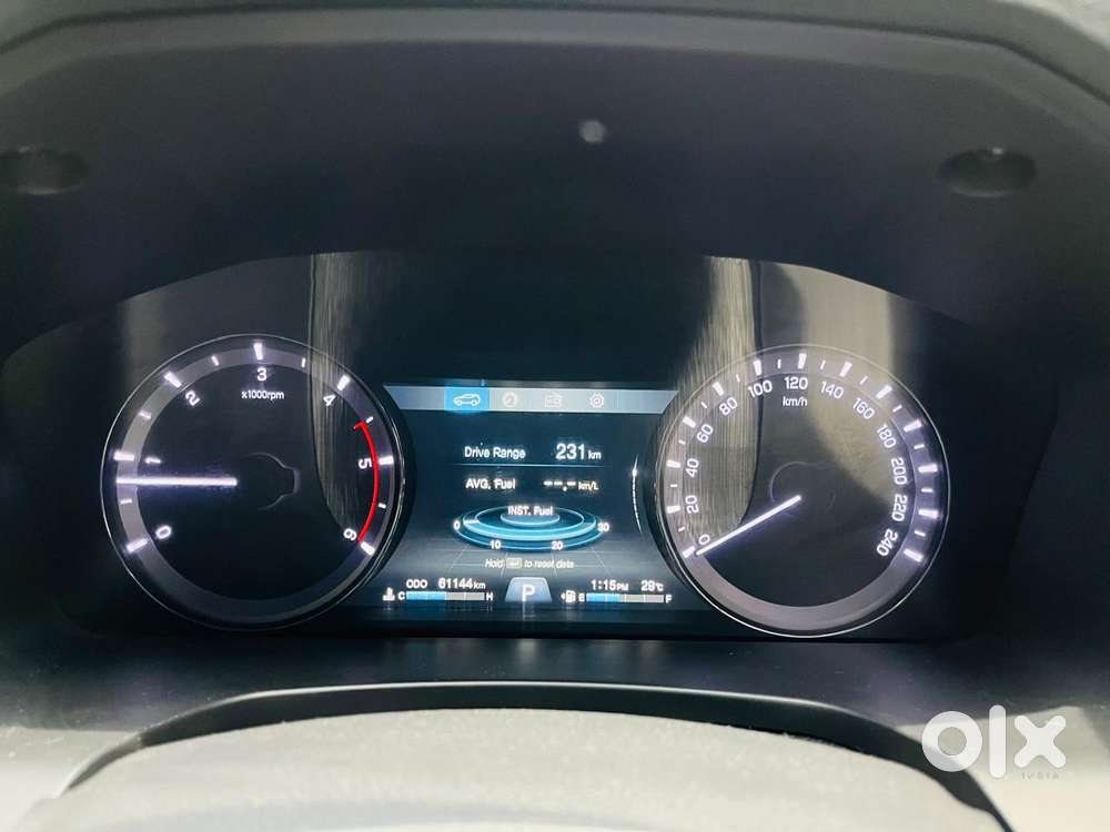 Mahindra Alturas G4 4wd At, 2022, Diesel
