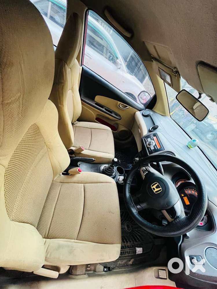 Honda Brio 2011-2013 V Mt, 2012, Petrol