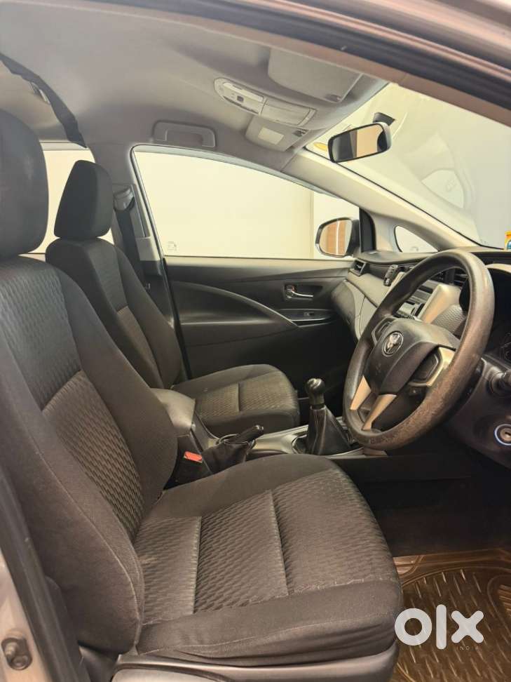 Toyota Innova Crysta 2.4 Gx Mt, 2016, Diesel
