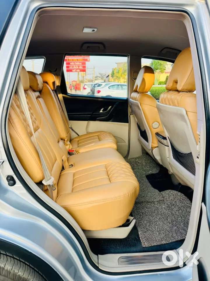 Mahindra Xuv500 At W6 2wd, 2017, Diesel