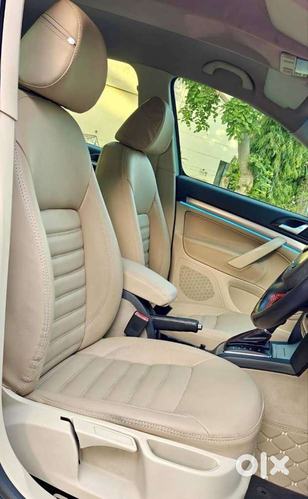 Skoda Laura Elegance 2.0 Tdi Cr At, 2012, Diesel