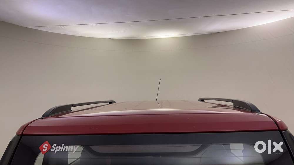 Mahindra Tuv 300 Mhawk100 T8 Dual Tone, 2019, Diesel