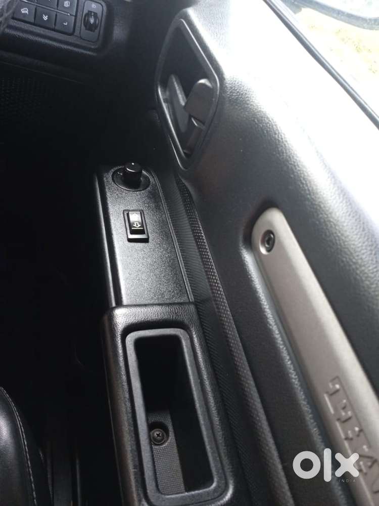 Mahindra Thar Lx P At 4wd 4s Ht, 2022, Petrol