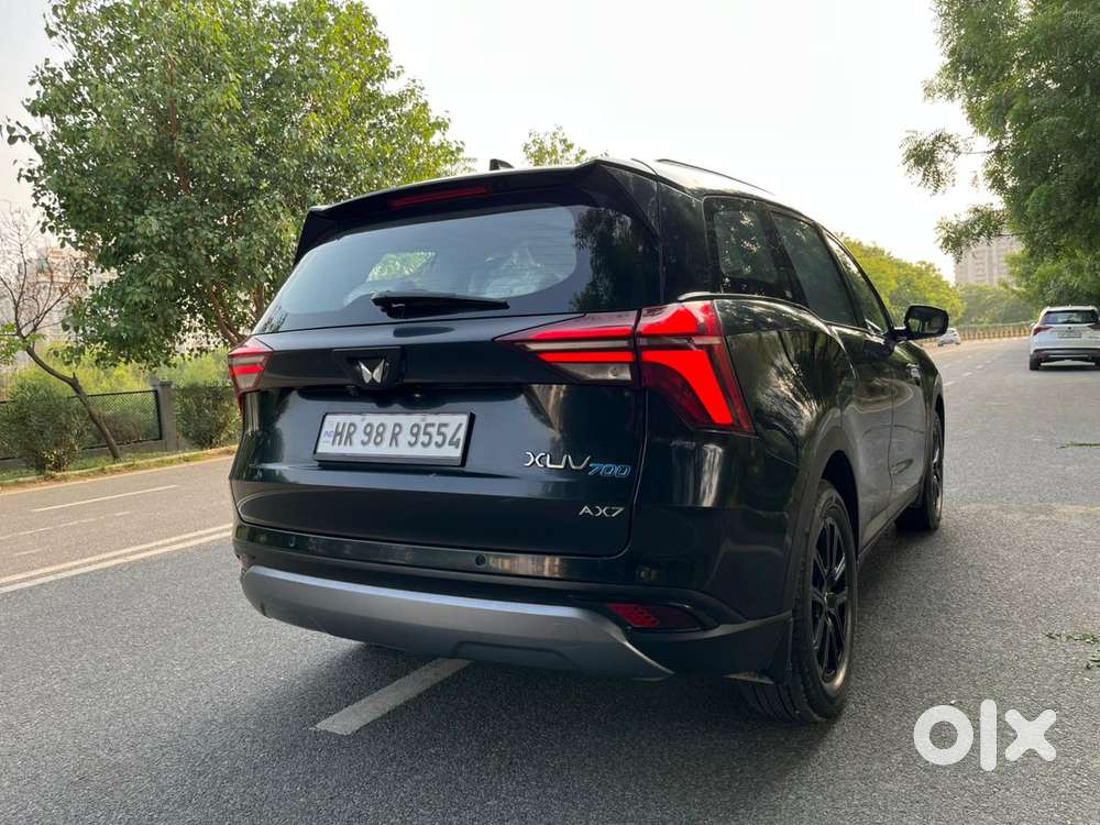 Mahindra Xuv700 2.0 Ax 7 Petrol Mt Str, 2022, Petrol
