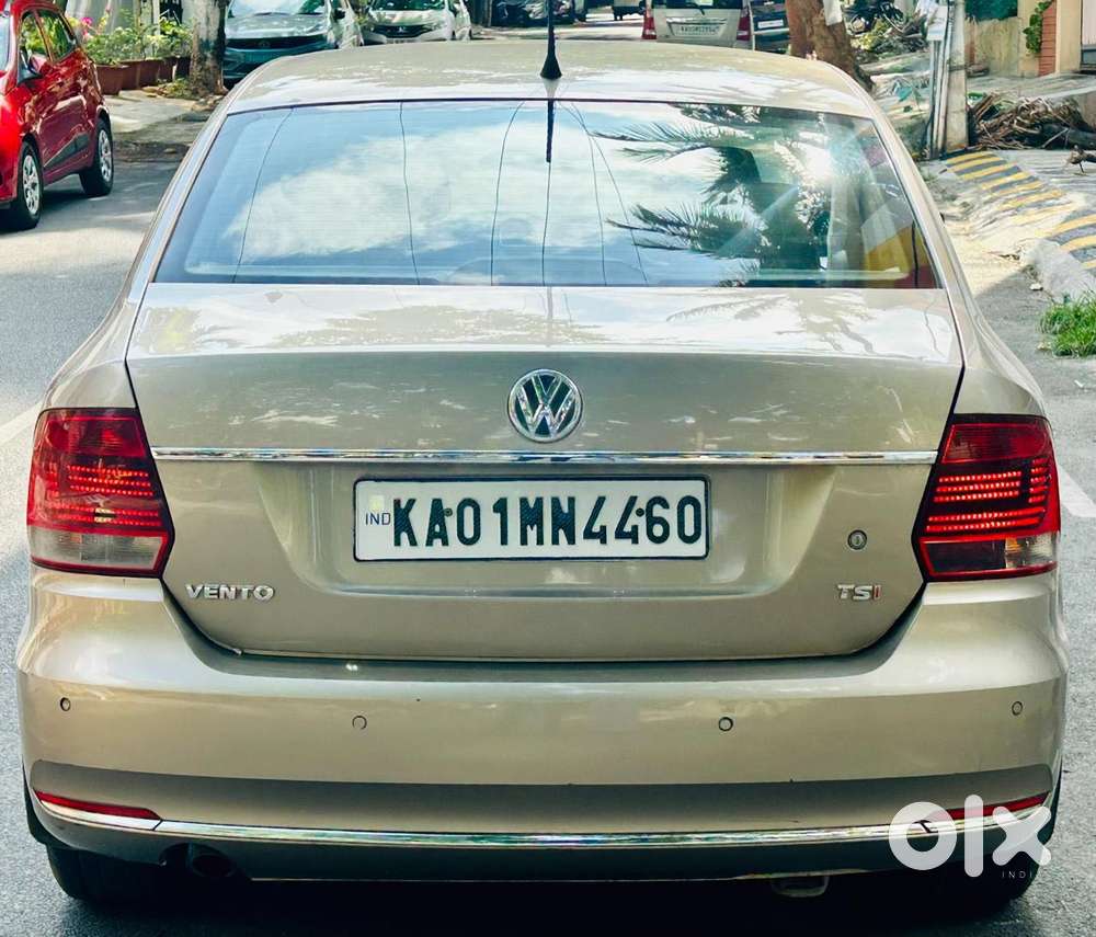 Volkswagen Vento 1.2 Tsi Highline Plus At, 2016, Petrol