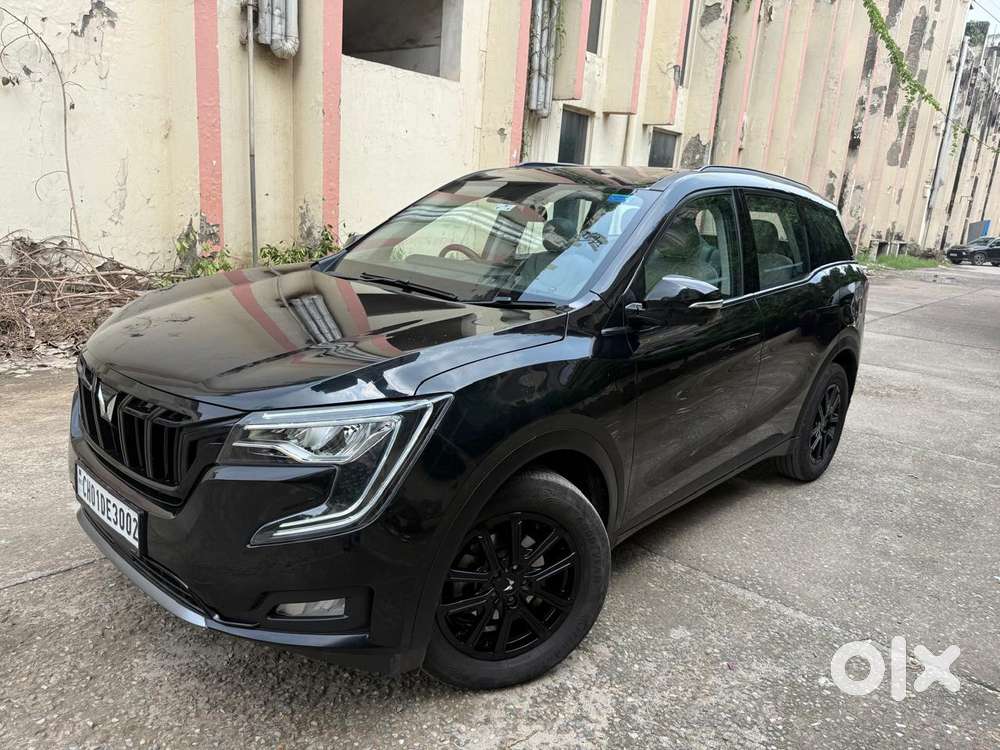 Mahindra Xuv700 2.0 Ax 7 Petrol At Luxury Pack Str, 2026, Petrol