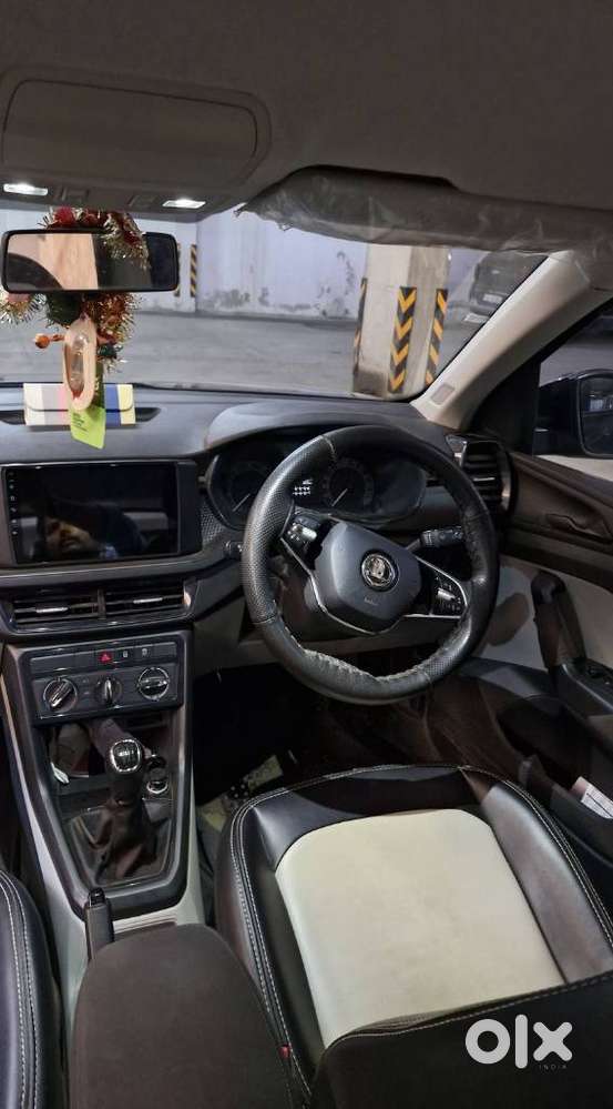 Skoda Kushaq 1.0 Tsi Active, 2022, Petrol