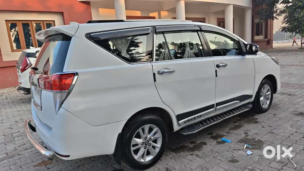 Toyota Innova Crysta 2017