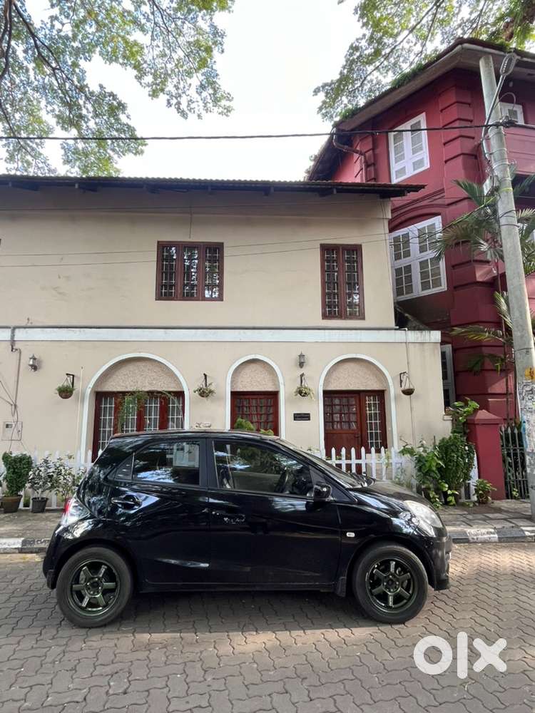 Honda Brio 2014 Petrol Well Maintained