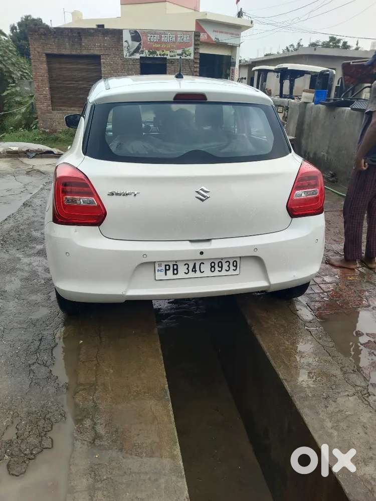 Maruti Suzuki Swift Vxi Ags 2023