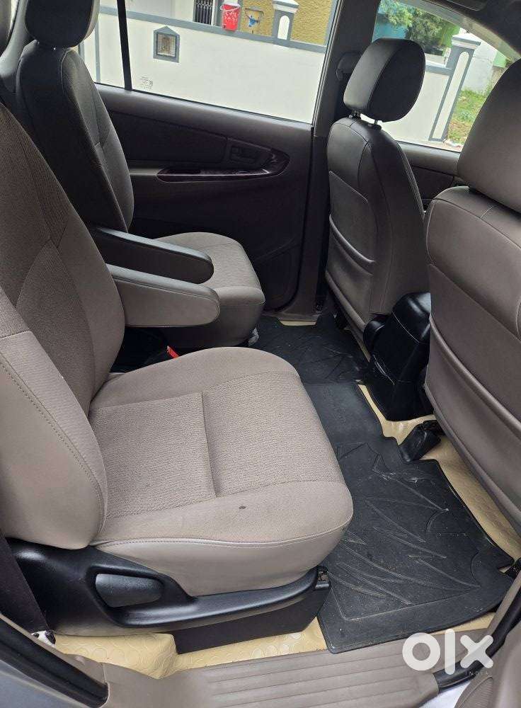 Toyota Innova 2.5 G (diesel) 7 Seater, 2015, Diesel