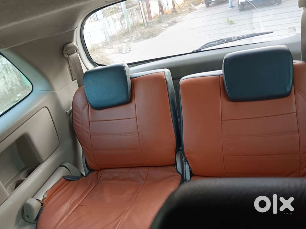 Toyota Innova 2.5 Gx 8 Seater Limited Edition, 2012, Diesel