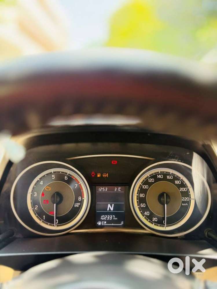 Maruti Suzuki Swift Dzire Amt Vxi, 2018, Petrol