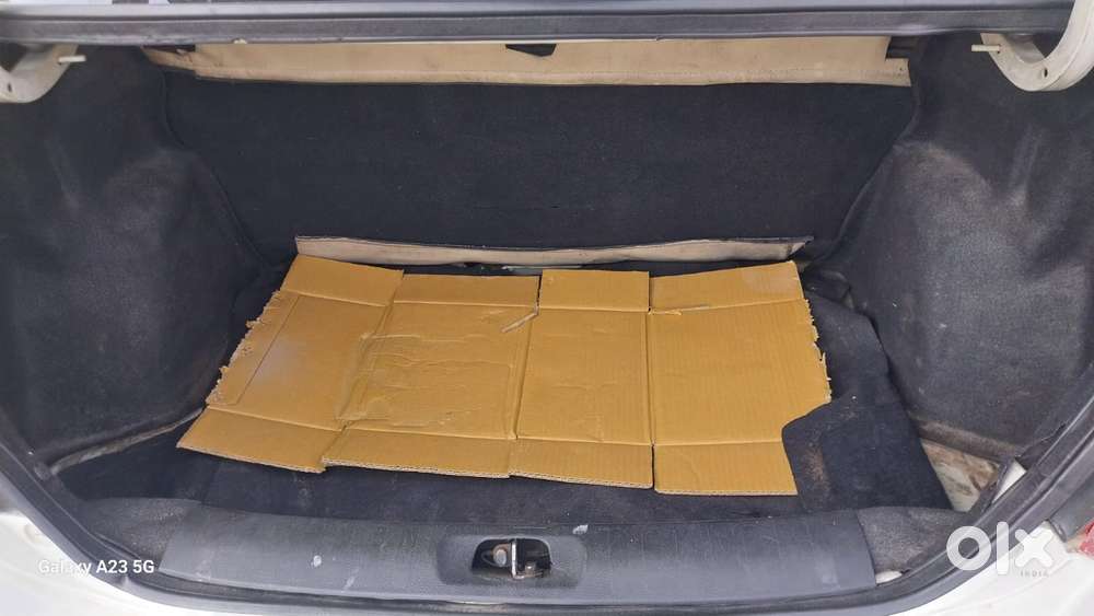 Maruti Suzuki Swift Dzire Vdi Bsiv, 2015, Diesel