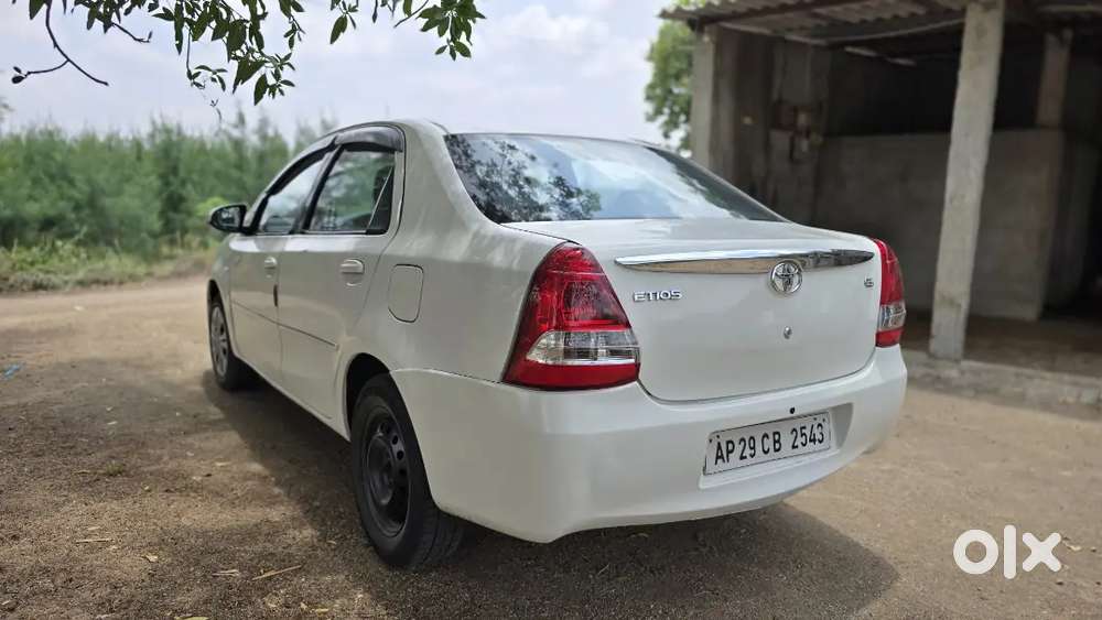 Toyota Etios 2013 Petrol