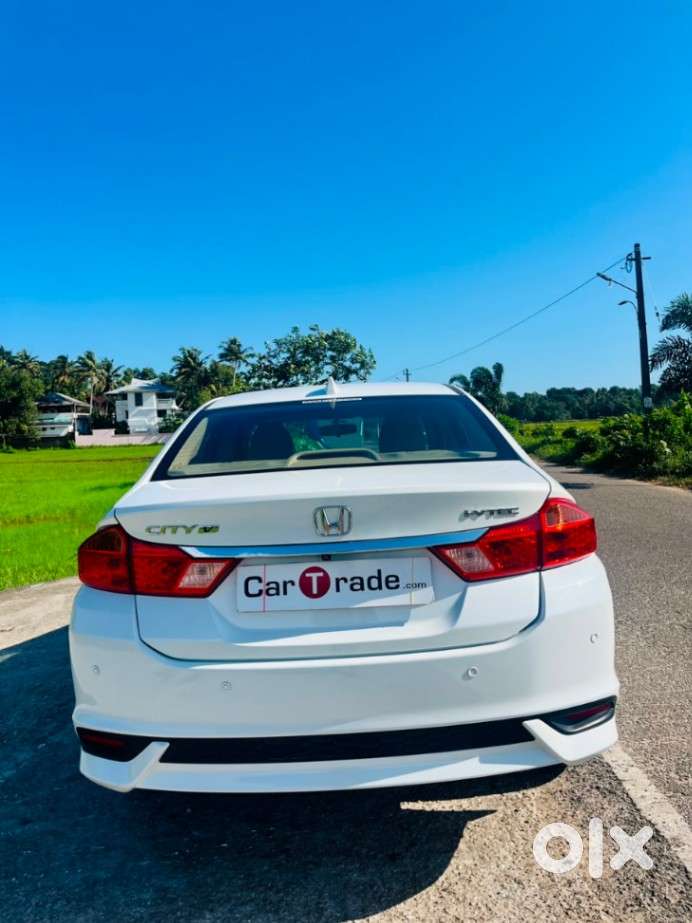 Honda City I-vtec V, 2017, Petrol