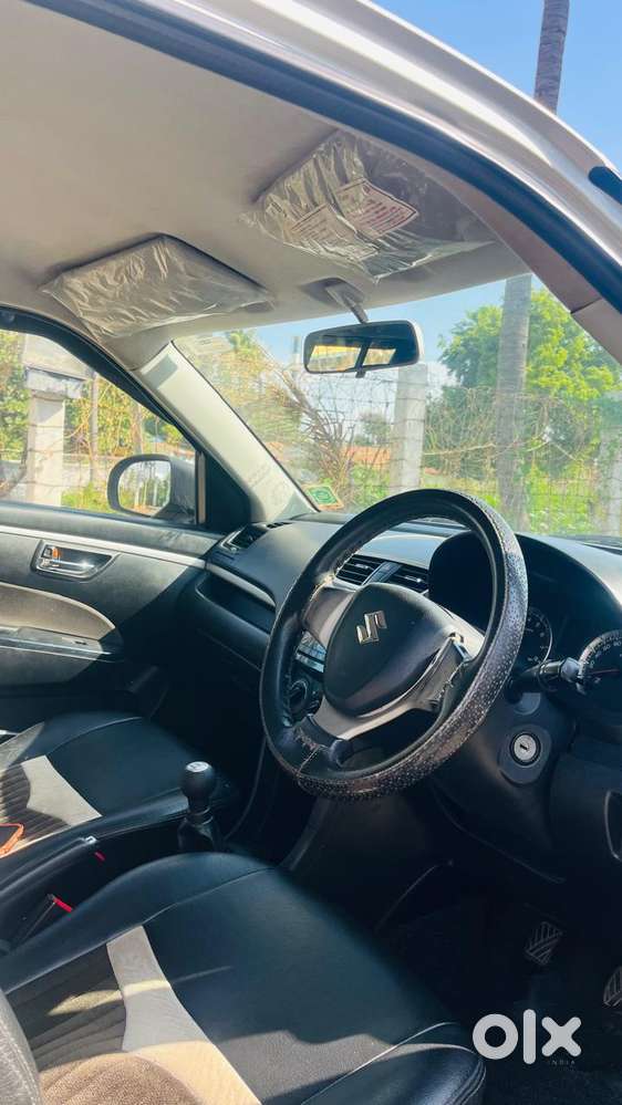 Maruti Suzuki Swift Vxi Abs Bsiv, 2016, Petrol