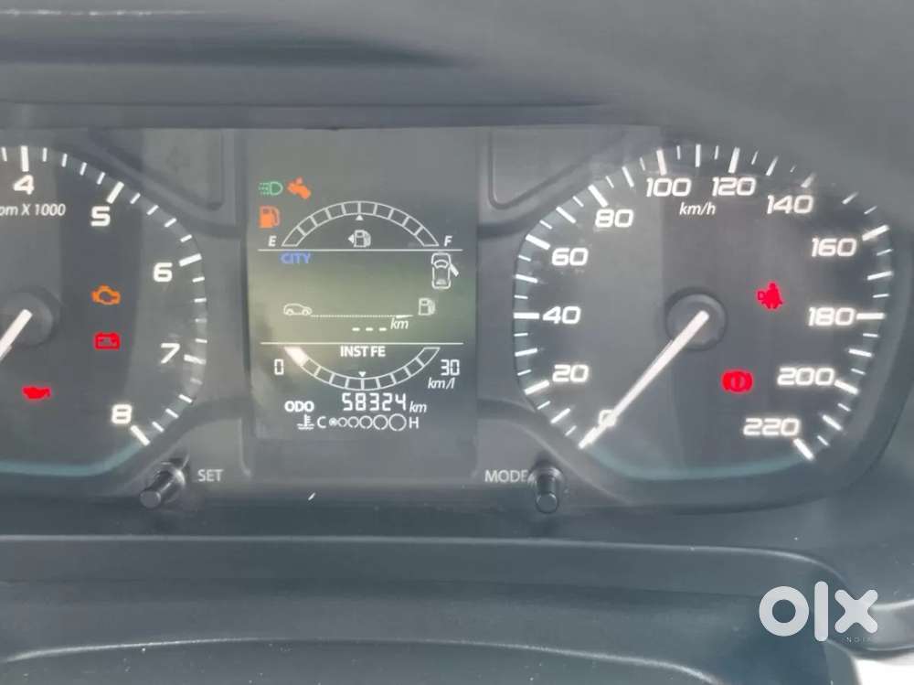 Tata Altroz Xz, 2023, Petrol