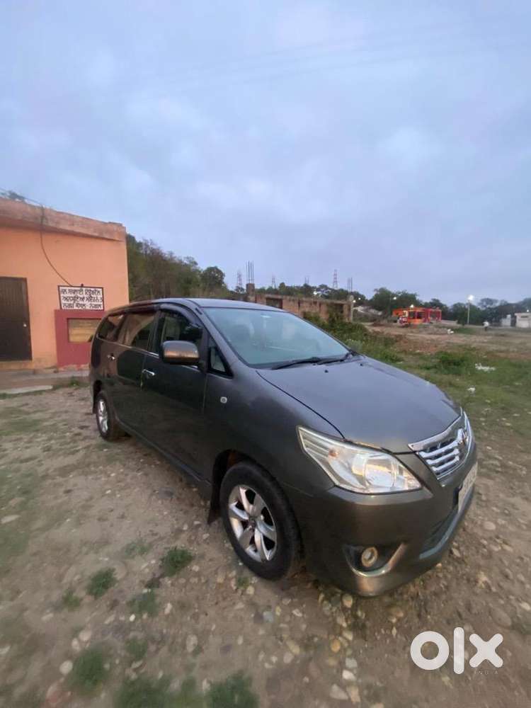 Toyota Innova 2013 Diesel Well Maintained