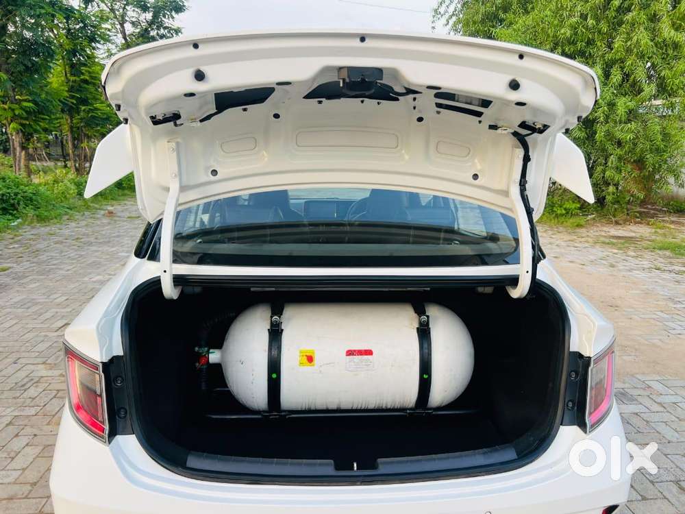 Hyundai Aura 1.2 Sx Cng, 2022, Cng & Hybrids