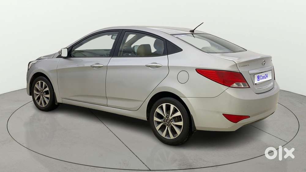 Hyundai Verna [2015-2018] Fluidic 4s 1.6 Vtvt Sx, 2015, Petrol