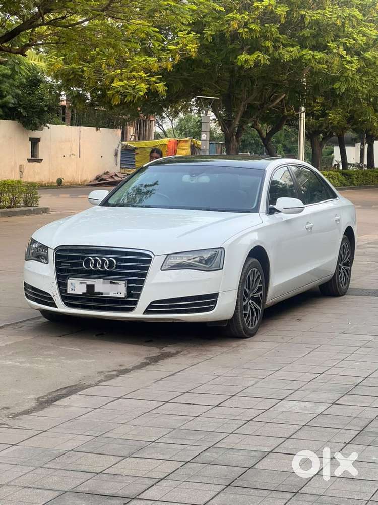 Audi A8, 2011, Petrol