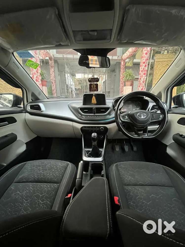 Tata Altroz Xz Icng 2023