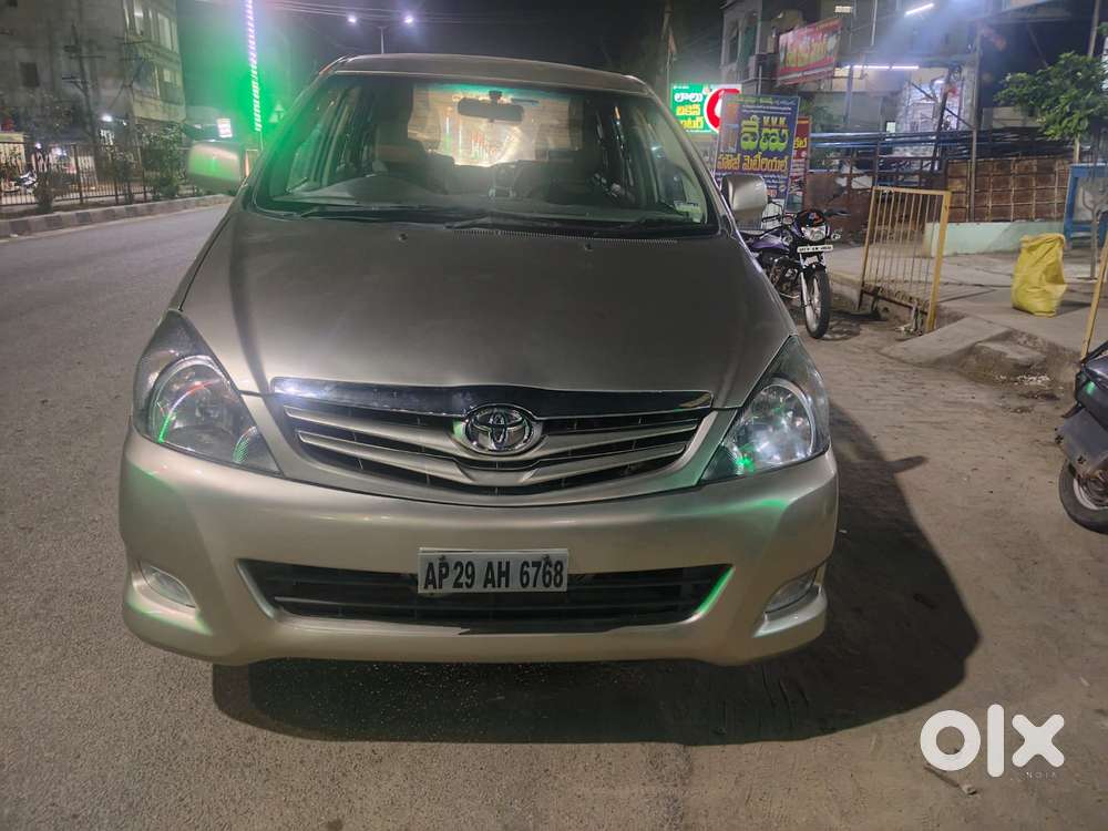 Toyota Innova 2.5 V 7 Str, 2009, Diesel