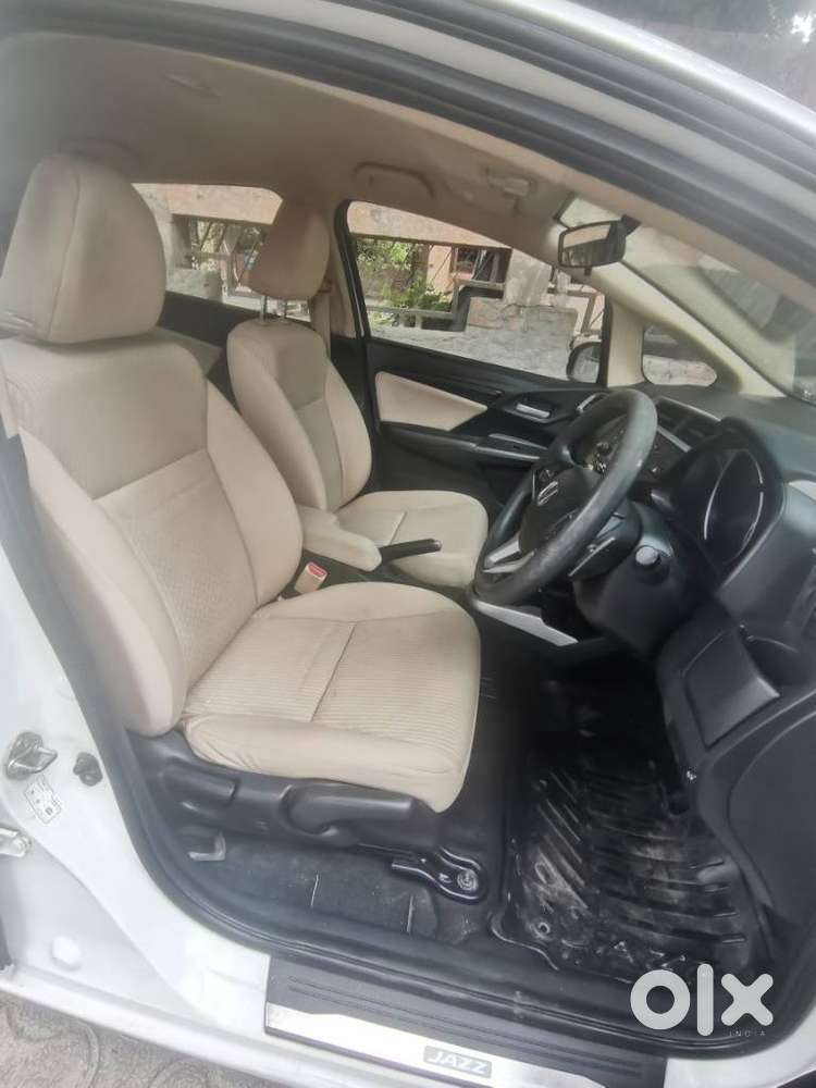 Honda Jazz V Cvt, 2018, Petrol