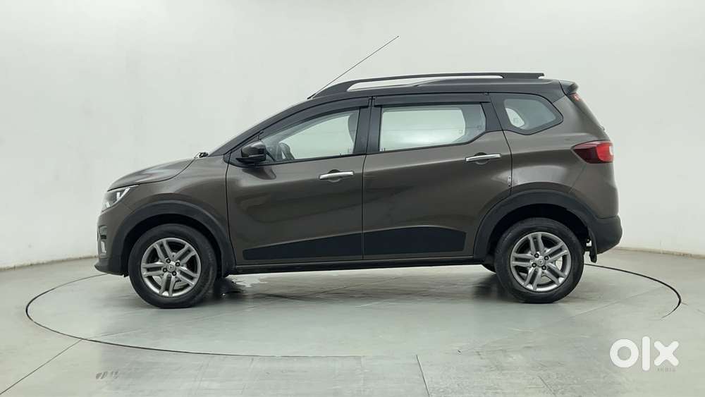 Renault Triber Rxz Easy-r Amt Dual Tone, 2023, Petrol