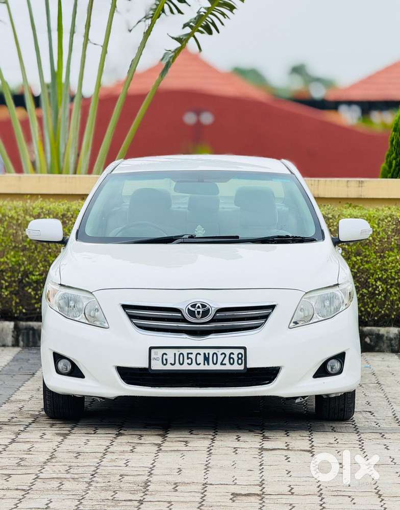 Toyota Corolla Altis, 2010, Petrol