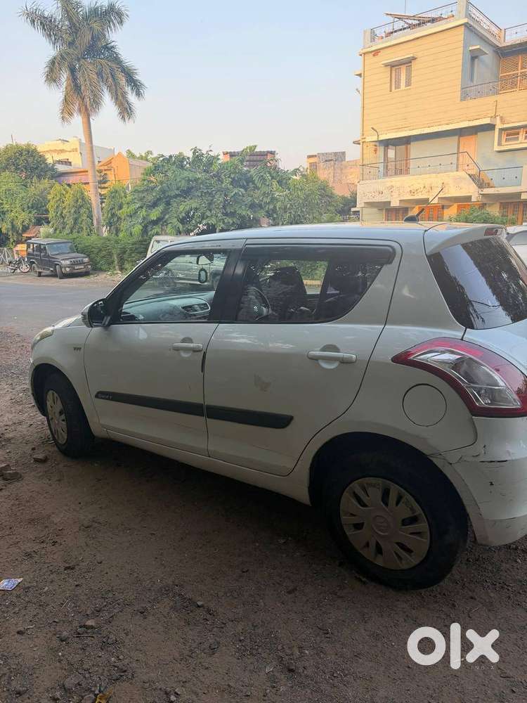 Maruti Suzuki Swift Vxi 2013