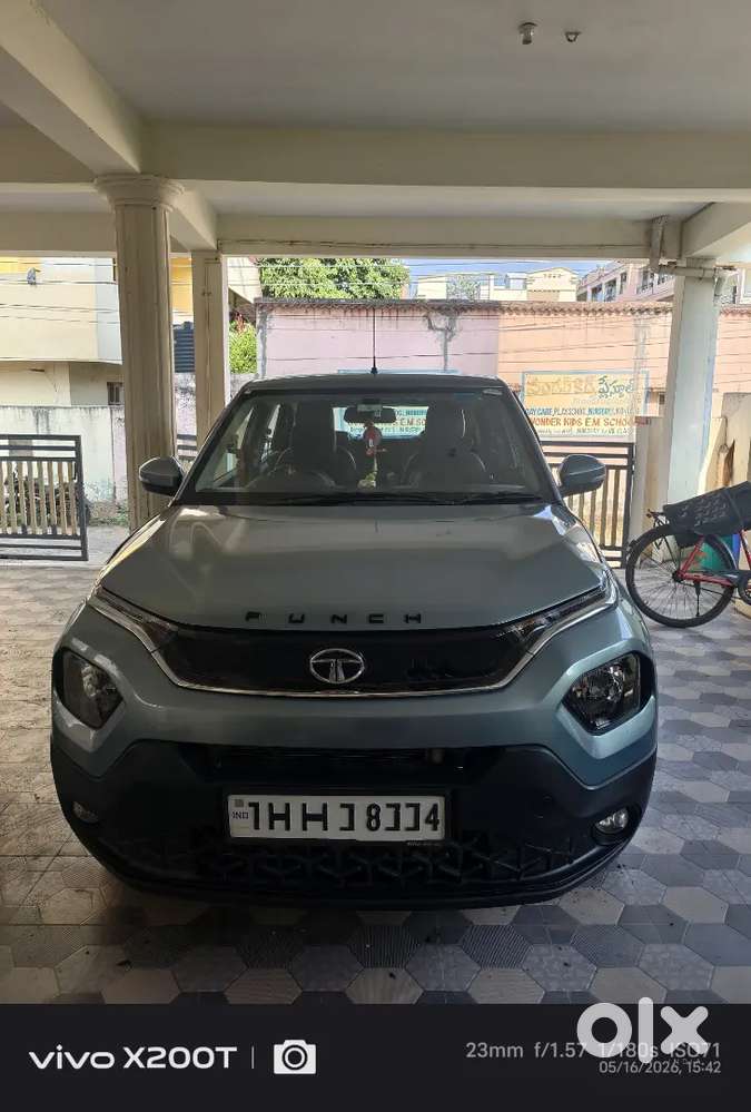 Tata Punch Accomplished Amt 2022  23.5k Km  1st Owner
