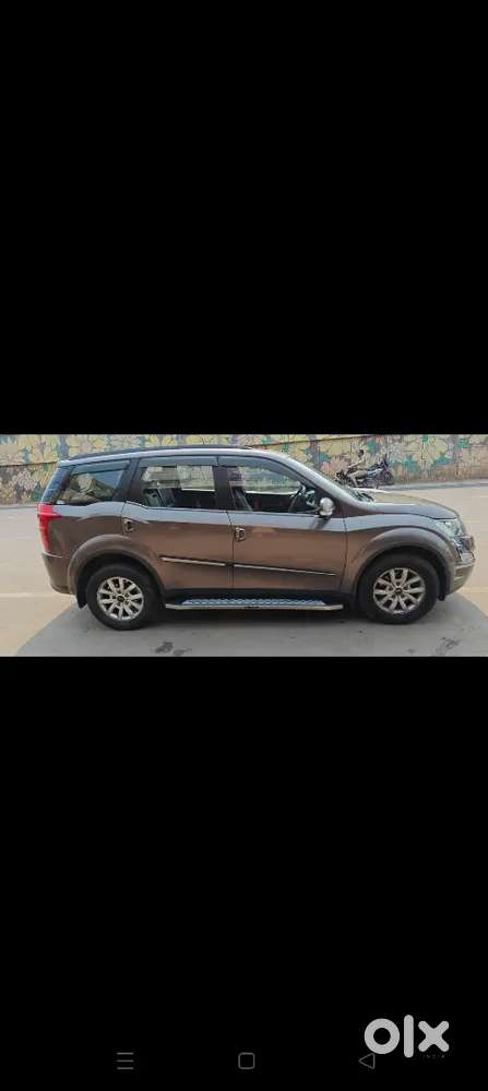 Sunroof 7 Seater Top Model