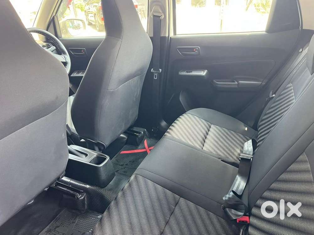 Maruti Suzuki New-gen Swift 2022 Petrol 18500 Km Driven