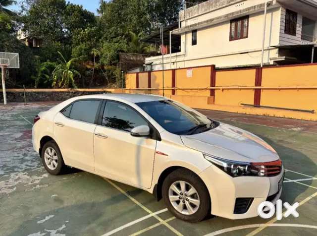 2015 Toyota Corolla Altis With Fancy Number For Sale