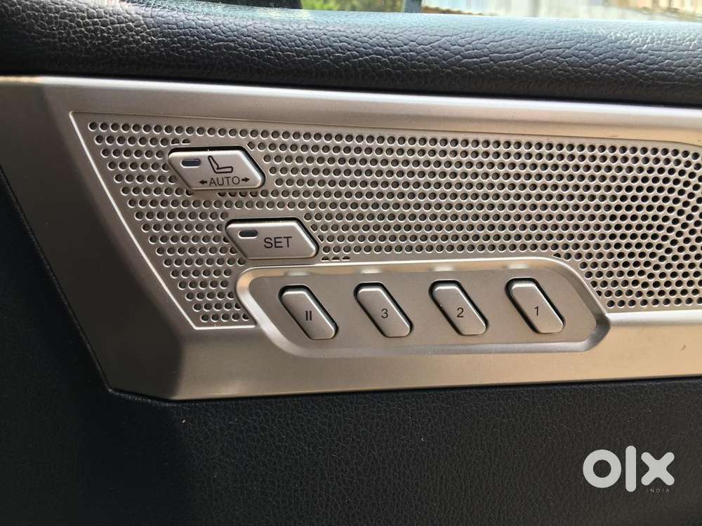 Mahindra Alturas G4 4wd At, 2021, Diesel