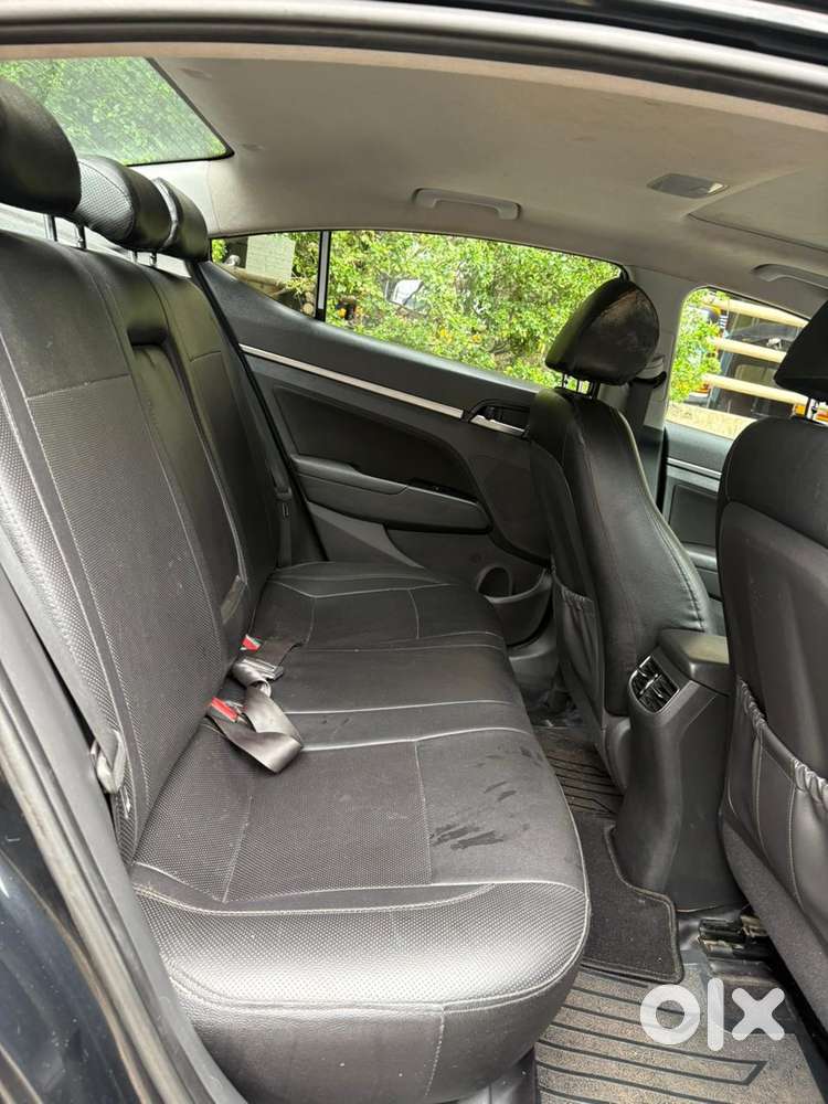 Hyundai Elantra 1.8 Sx Mt, 2018, Petrol