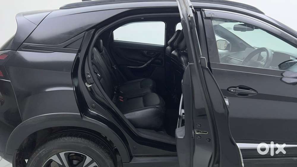 Tata Nexon Creative Plus 1.2 Revotron Petrol 6 Amt, 2024, Petrol