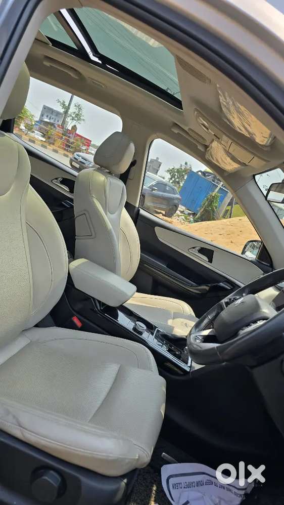 Mahindra Xuv700 Ax7l Awd 2023