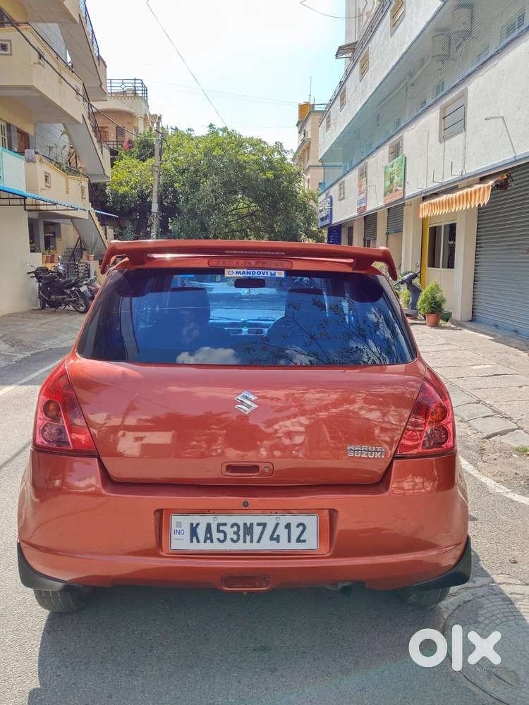 Maruti Suzuki Swift LXi BSIV, 2007, Petrol