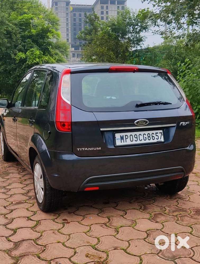 Ford Figo Petrol Titanium, 2010, Petrol